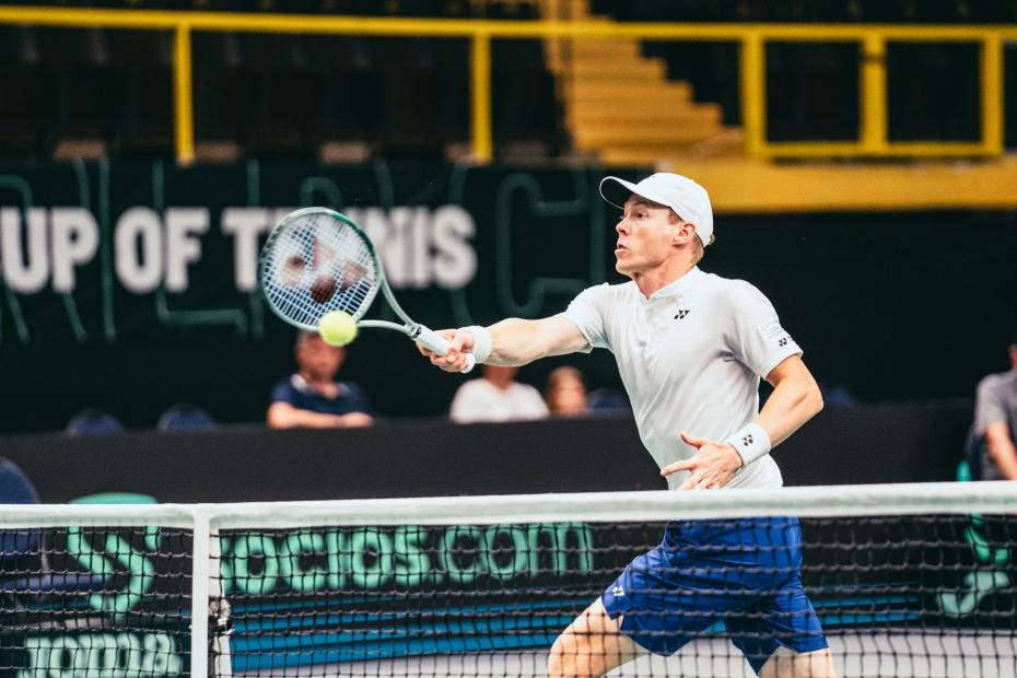 TEHO Tennisliiga joulutauolle HVS:n komennossa