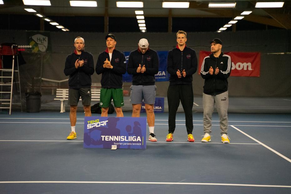 Miesten TEHO Sport Tennisliiga: Smash tavoittelee paluuta mitalipeleihin