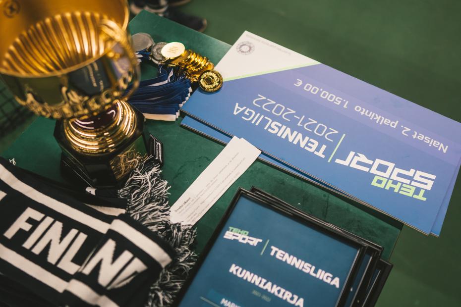 TEHO Sport Tennisliigan kokoonpanot välieriin, finaalitapahtumaan ja karsintoihin