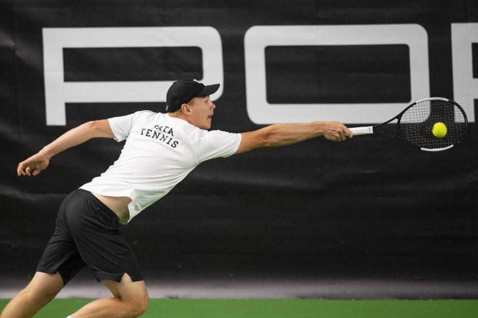 Taistelu pudotuspelipaikoista kiihtyy – TEHO Tennisliigan kierrosennakko