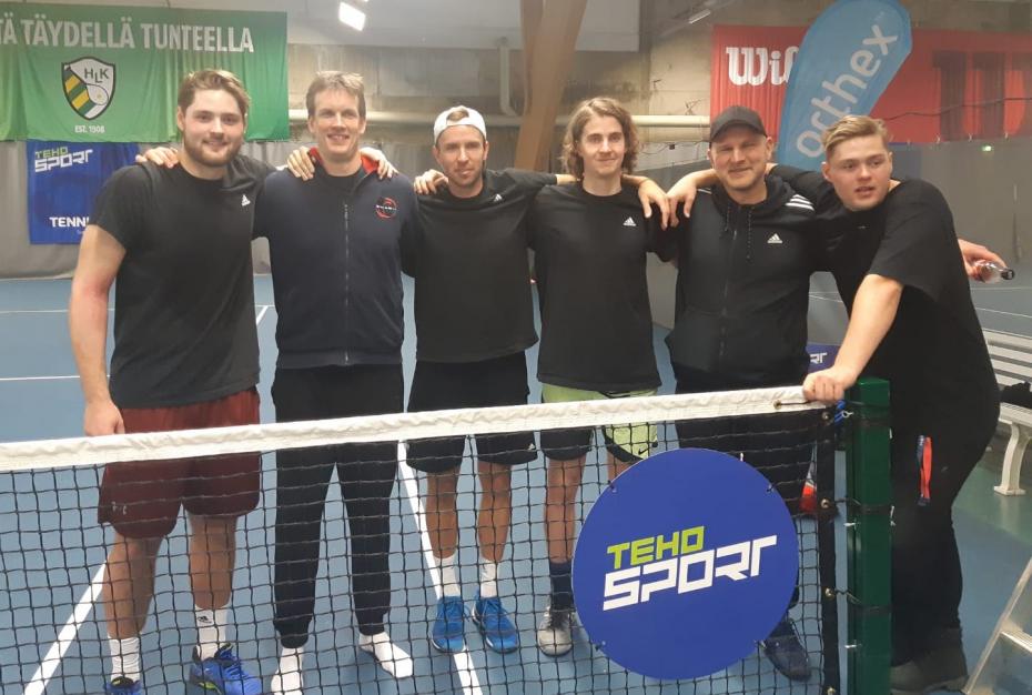 Hallitseva mestari HVS ja Smash miesten TEHO Sport Tennisliigan loppuotteluun