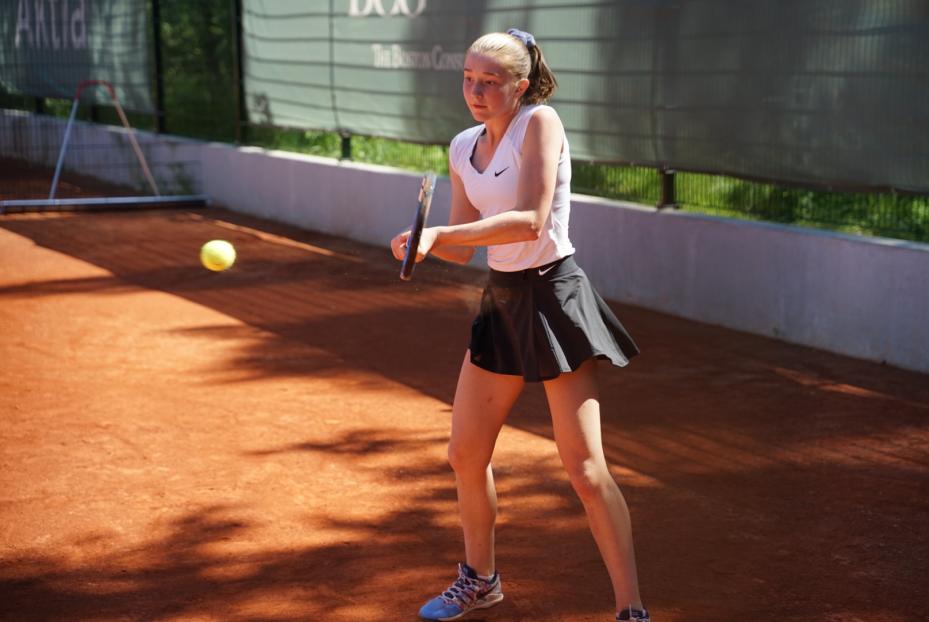 Julia Lintu